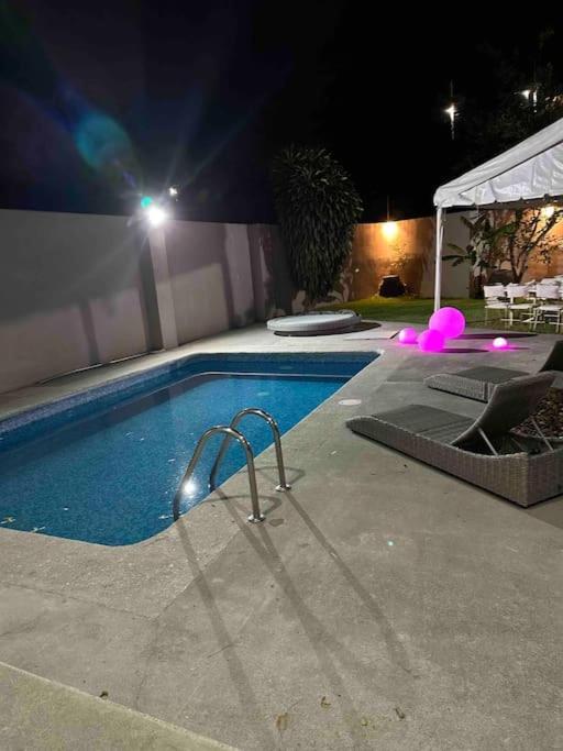Casa Privada En Villa Bricia Cuernavaca Exteriör bild