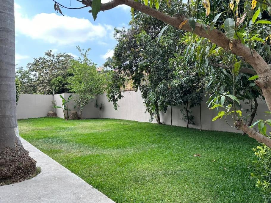Casa Privada En Villa Bricia Cuernavaca Exteriör bild